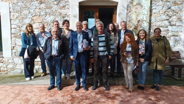 Visita del Consejo Comarcal del Bierzo al Ayuntamiento de Borrenes. / CCB