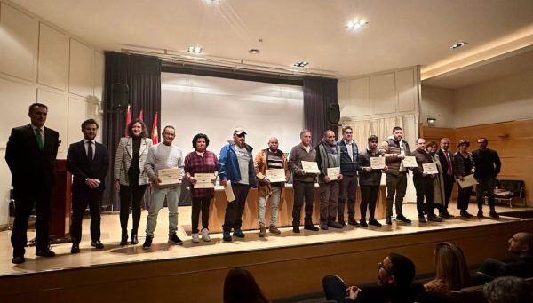 Entrega de diplomas del programa de formación y empleo. 7 Ayto. Ponferrada