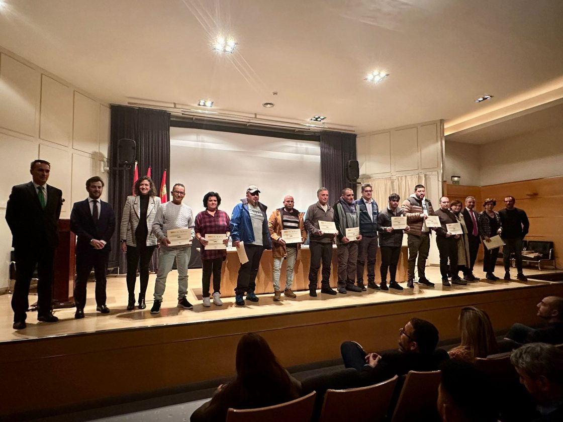 Entrega de diplomas del programa de formación y empleo. 7 Ayto. Ponferrada