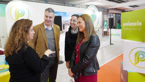 La delegada del Gobierno en Castilla y León, Virginia Barcones, visita los expositores de turismo de las nueve provincias de la Comunidad en la Feria Internacional de Turismo de Interior (Intur), acompañada por la subdelegada del Gobierno en Valladolid, Alicia Villar. Atención a los medios minutos antes de iniciar la visita.