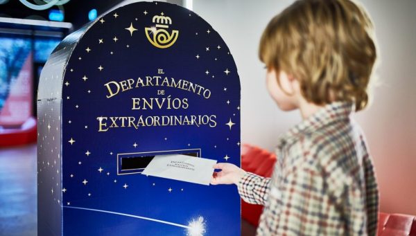 Buzón mágico de Correos para Navidad