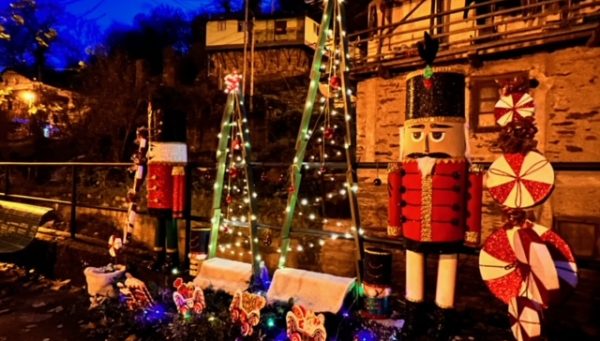 Decoración de Navidad en San Clemente de Valdueza