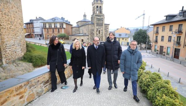 Acto para celebrar el 45 aniversario de la Constitución Española en Ponferrada