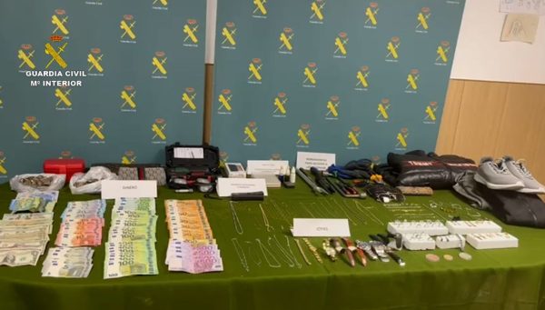 La Guardia Civil desmantela un grupo criminal especializado en cometer 150 asaltos en viviendas del norte de España