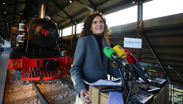 La directora del área de museos, patrimonio y cultura de la Fundación Ciudad de la Energía, Concepción Fernández, durante la presentación del balance de 2023 y la nueva programación