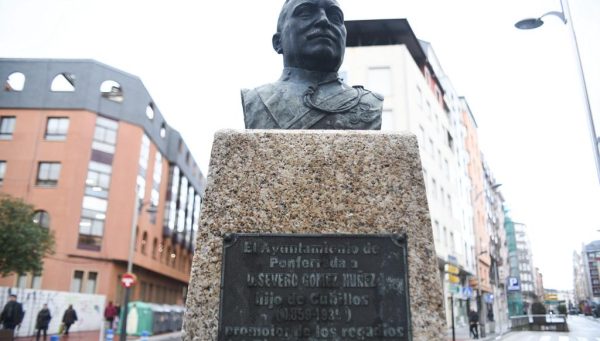 Busto de Severo Gómez Núñez en Ponferrada