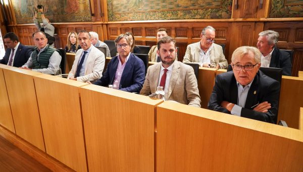 Diputados del PP en el pleno de la Diputación de León