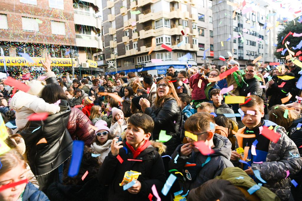 Campanadas infantiles en el centro de Ponferrada.