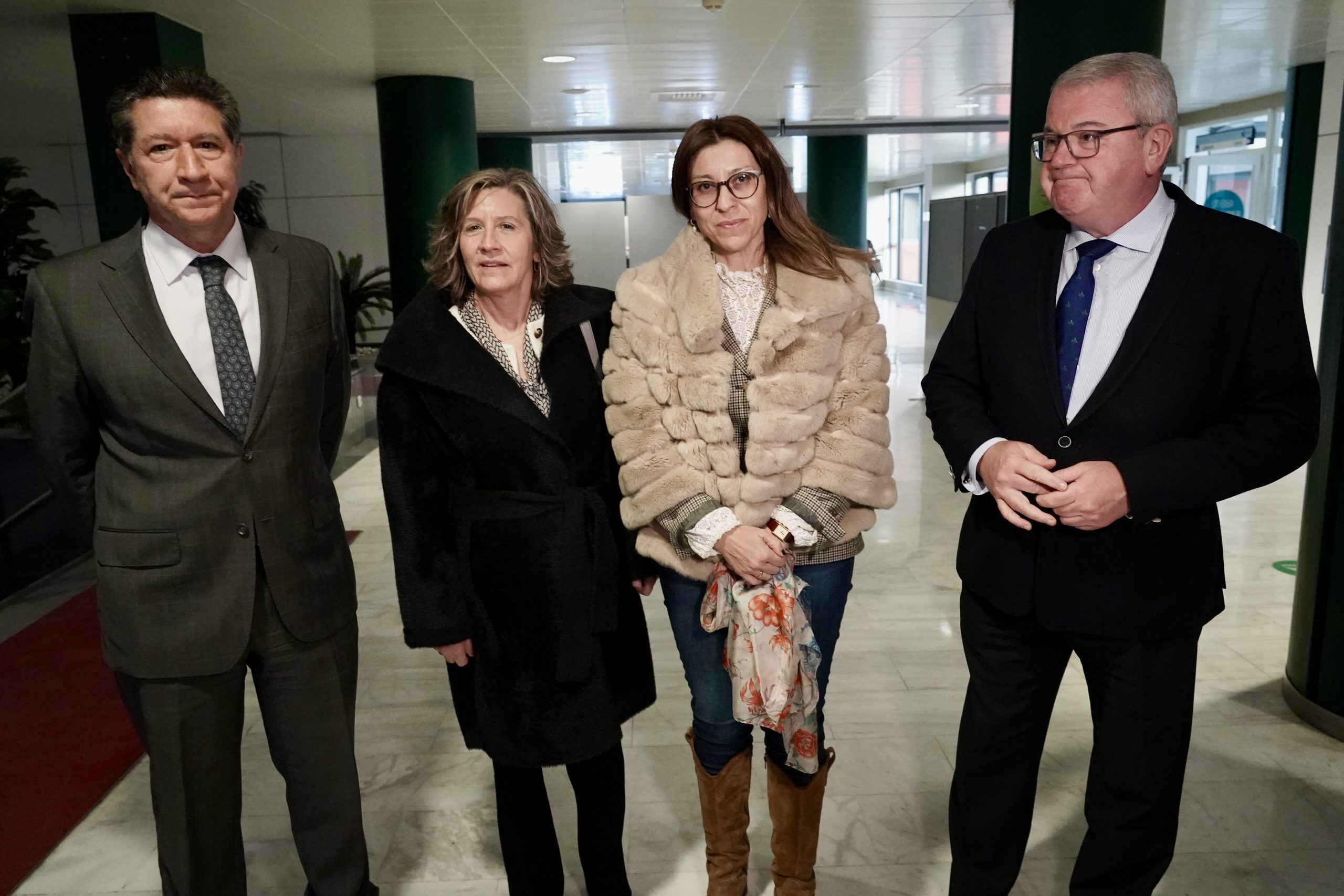 La directora general de Planificación Sanitaria, Investigación e Innovación, Sonia Martín Pérez, se reúne con los responsables de las gerencias del Área Sanitaria de León y del Bierzo, en el marco de la creación del Instituto Biosanitario de León