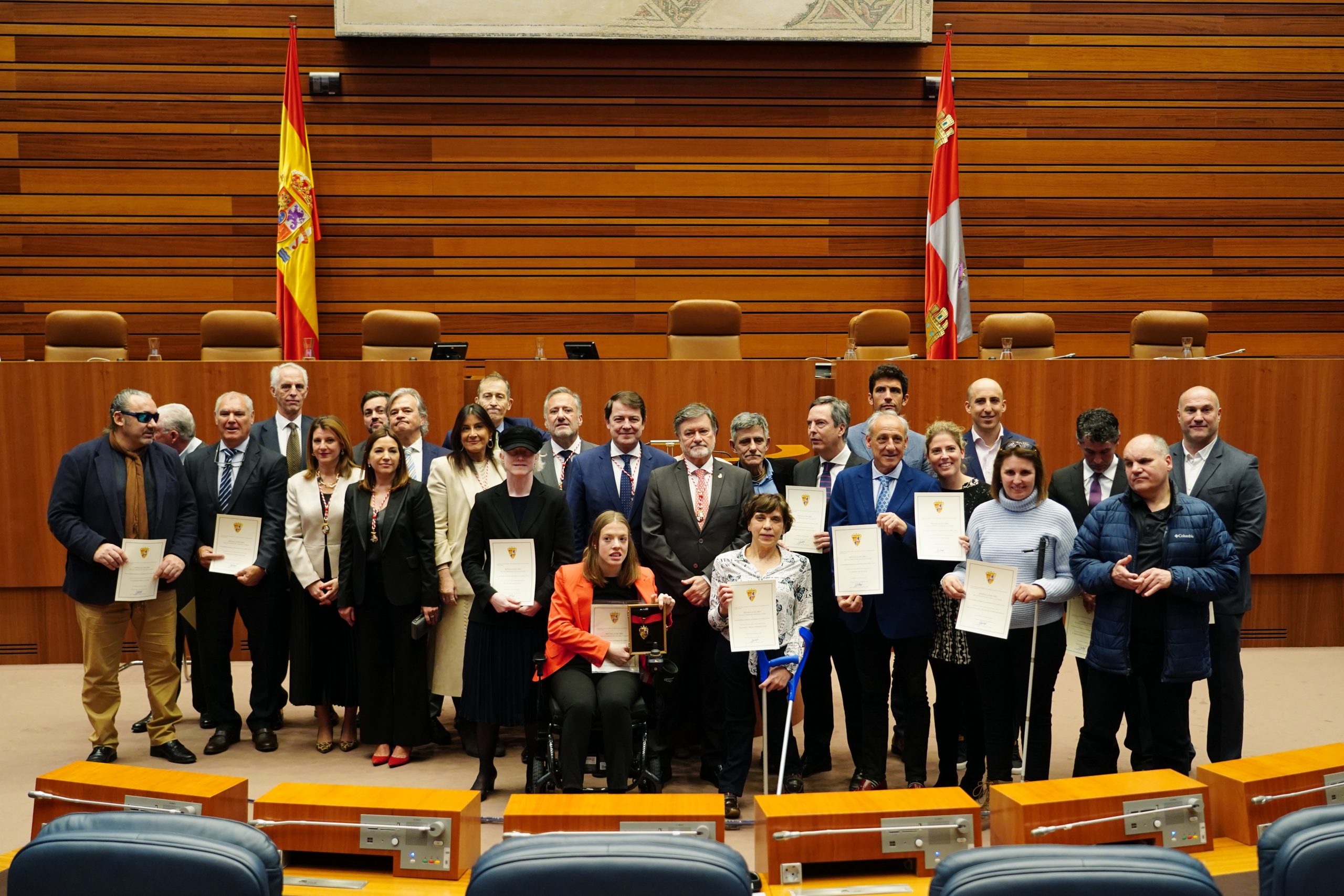 Acto institucional del 41 aniversario del Estatuto de Autonomía de Castilla y León y entrega de la Medalla de Oro de las Cortes de Castilla y León