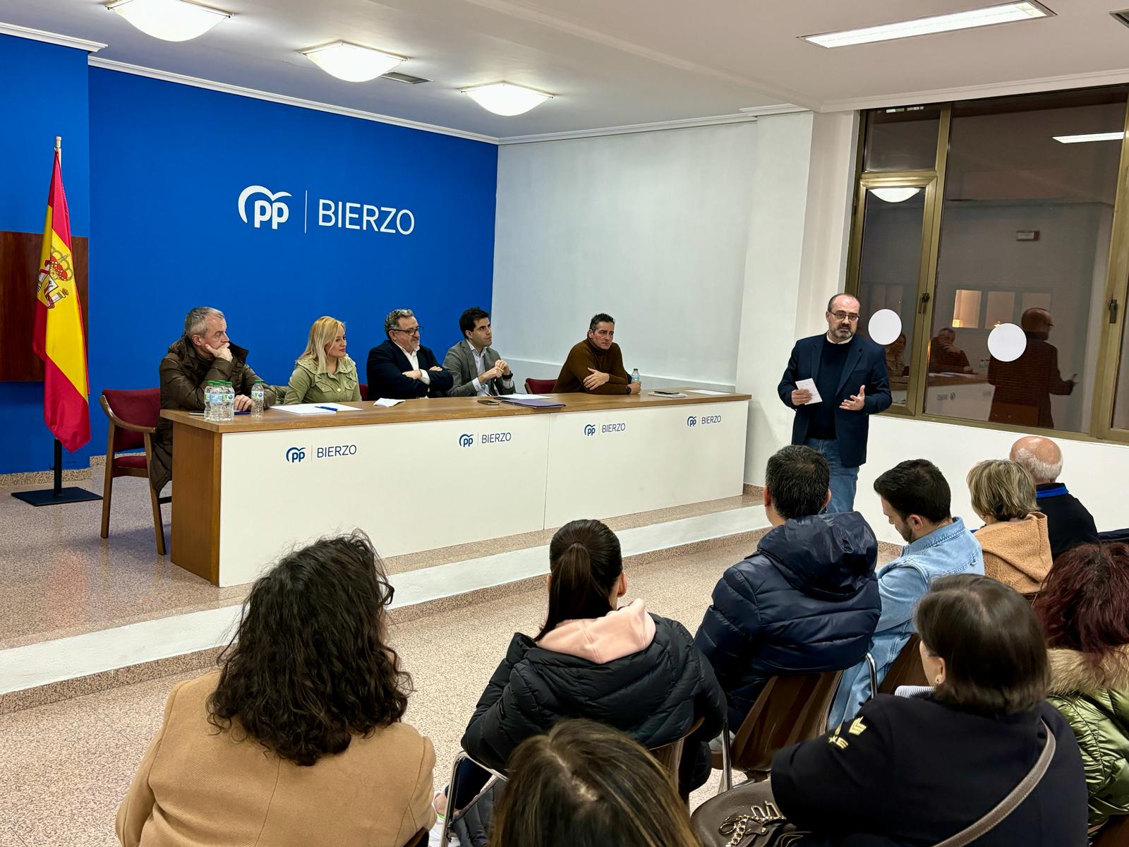 Asamblea general del PP de Ponferrada