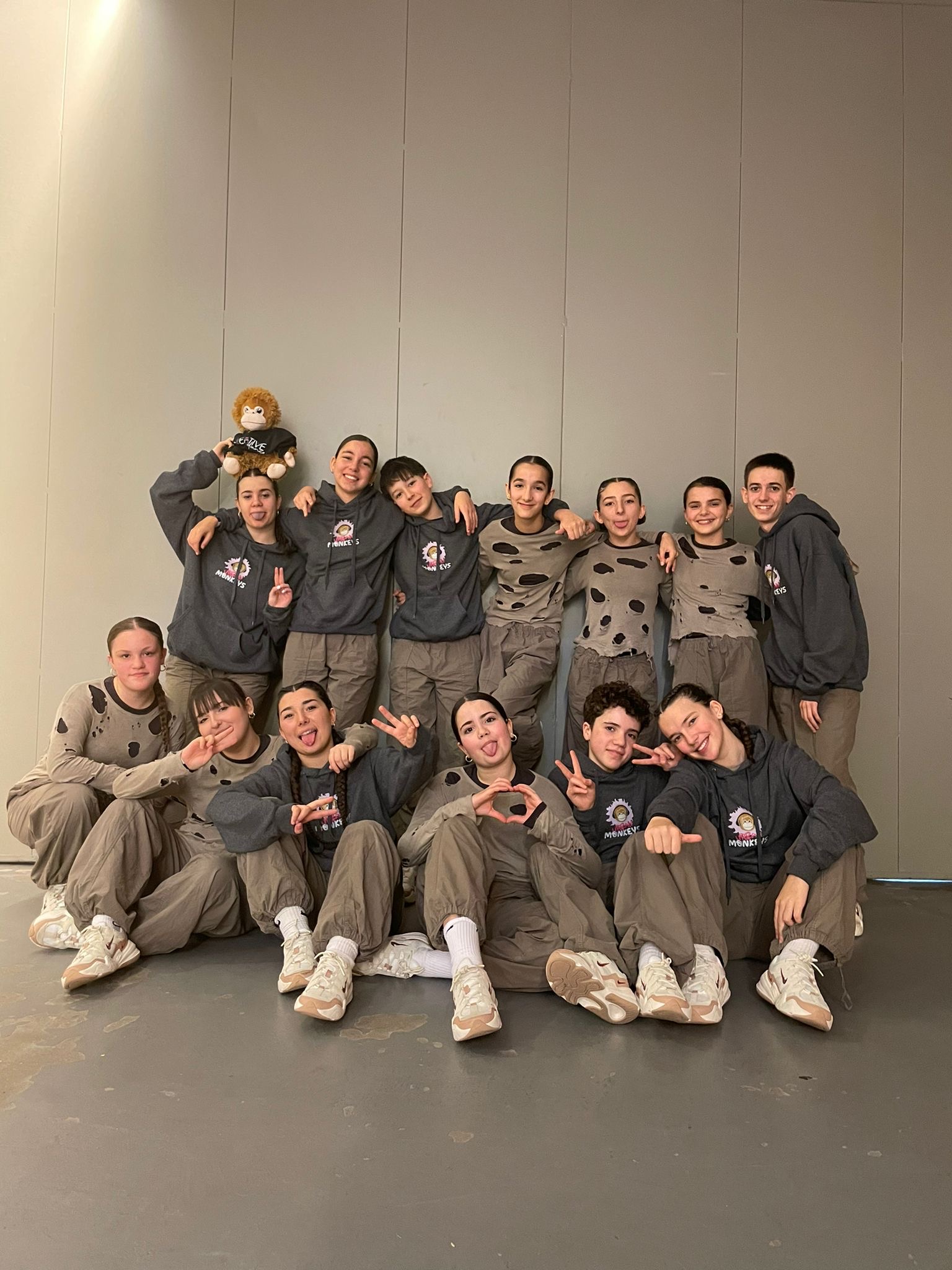 El grupo Urban Monkeys de Creative Dance Studio Ponferrada se lleva el primer premio en el certamen Orbe