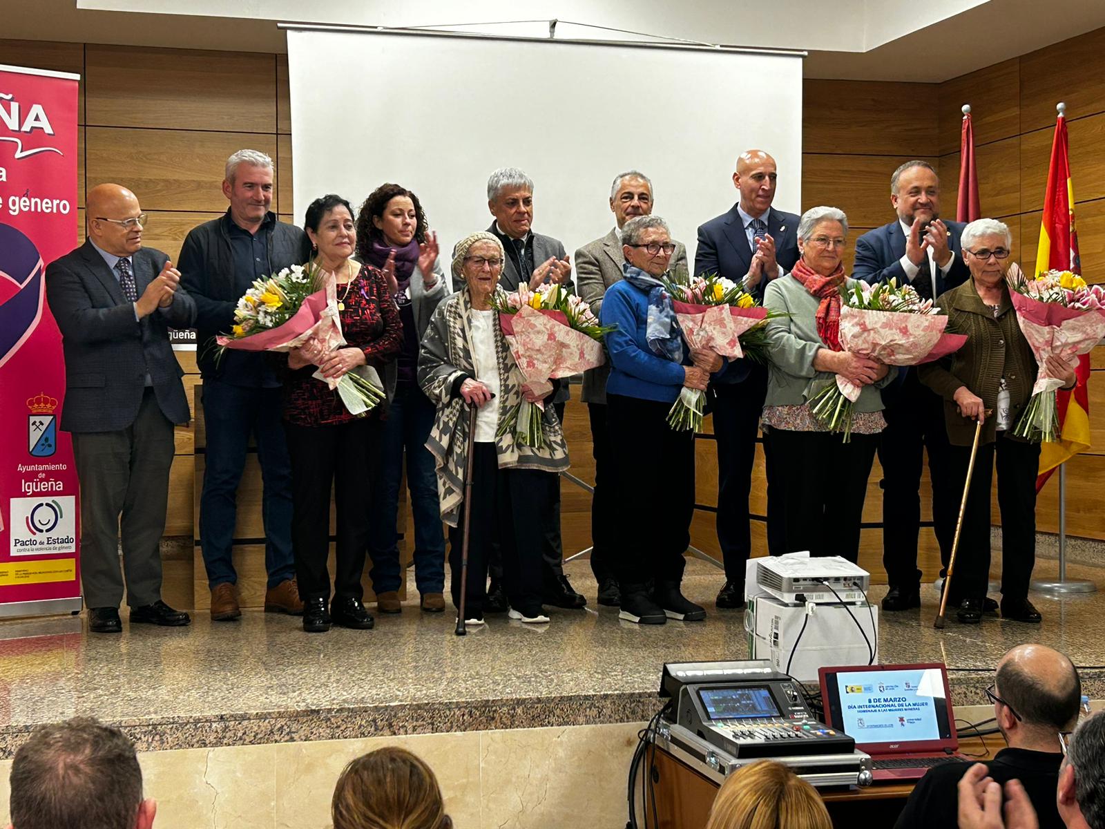 La Diputación, la subdelegación del Gobierno, la delegación territorial de la Junta, el Ayuntamiento de León y la ULE celebran el Día de la Mujer en Igüeña