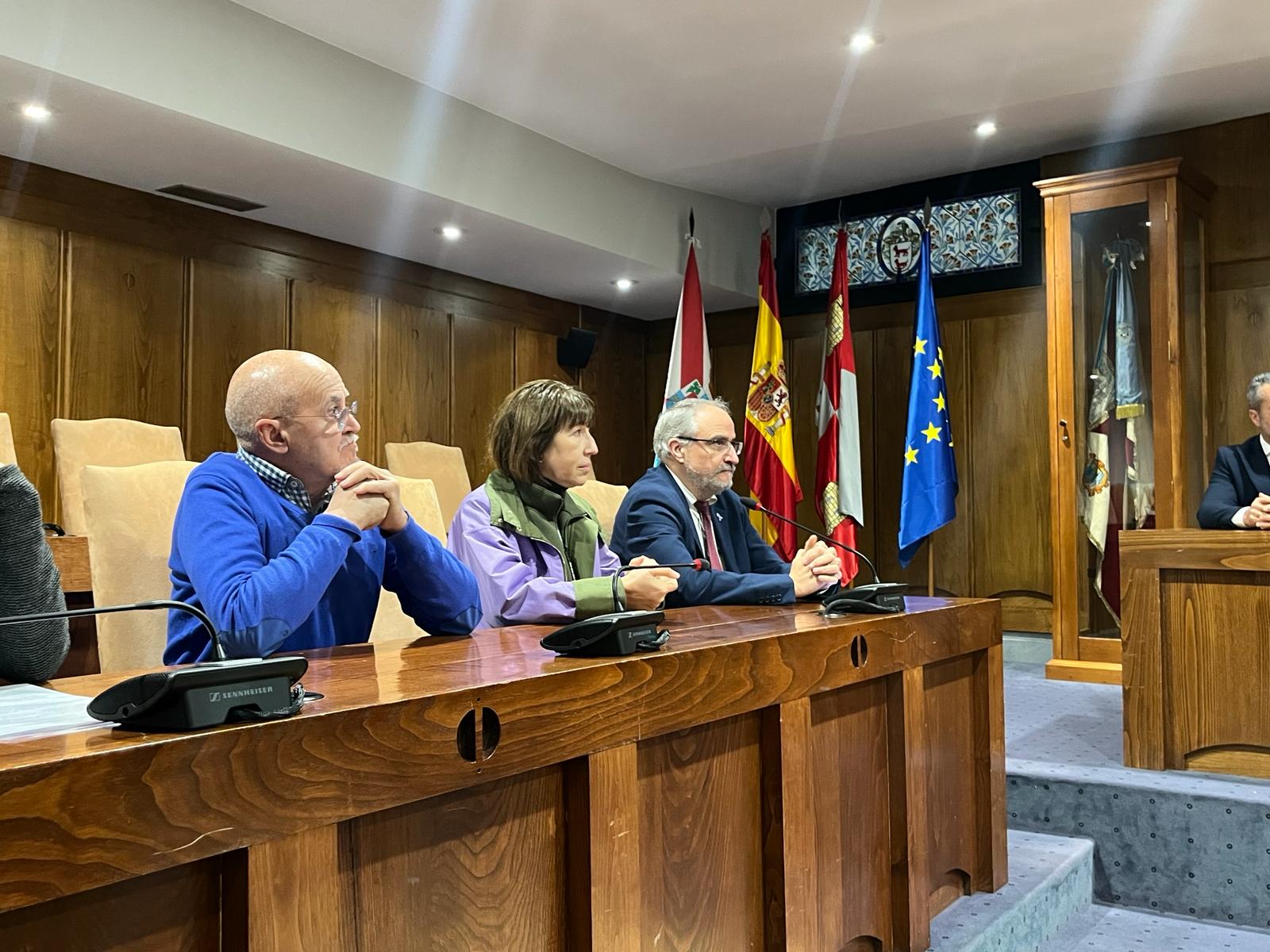 El Ayuntamiento de Ponferrada acoge la lectura del manifiesto por el Día de la Mujer