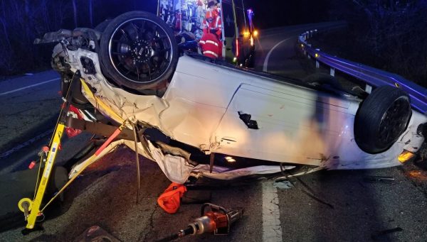 Accidente en la carretera CL-631 entre Matarrosa y Toreno