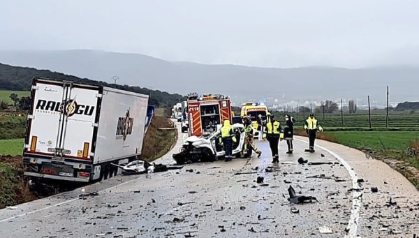 Accidente mortal en Ágreda (Soria) entre un camión y un turismo