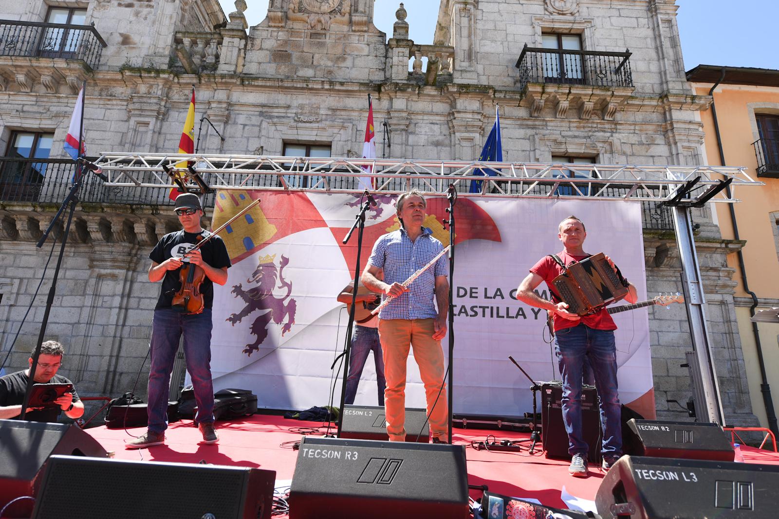 Celebración del Día de Castilla y León en Ponferrada