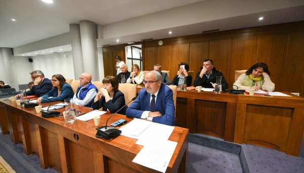 Concejales del PSOE durante un pleno del Ayuntamiento de Ponferrada