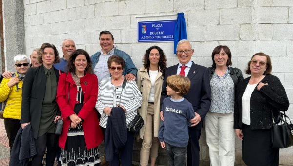 Páramo del Sil celebra el homenaje a Rogelio Alonso con una calle a su nombre en Castrillón 