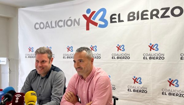 Iván Alonso y David Pacios, de Coalición por el Bierzo. / CC