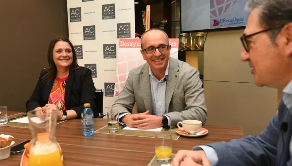 Vetania López, Jaime Santoalla y Alejandro García Nistal