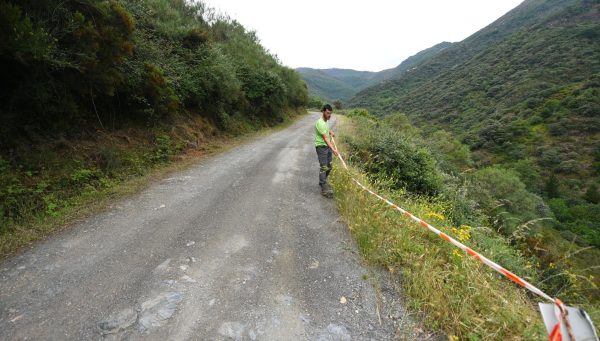 Carretera a San Adrián de Valdueza.