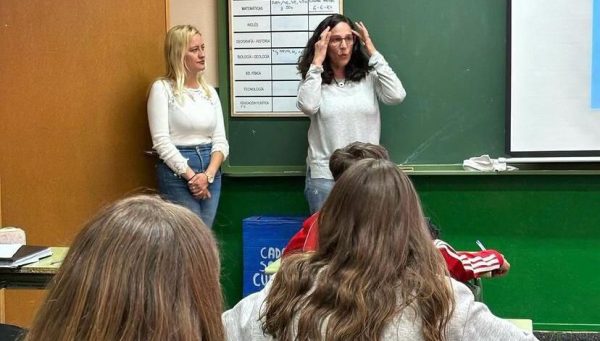 Charla sobre nutrición en un instituto de Ponferrada