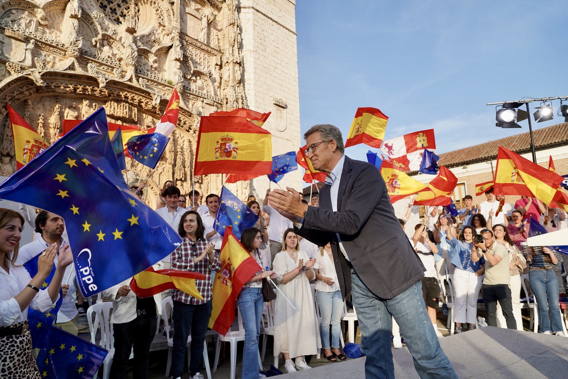 Acto del Partido Popular de campaña de las elecciones europeas en el que participa Alberto Núñez Feijóo