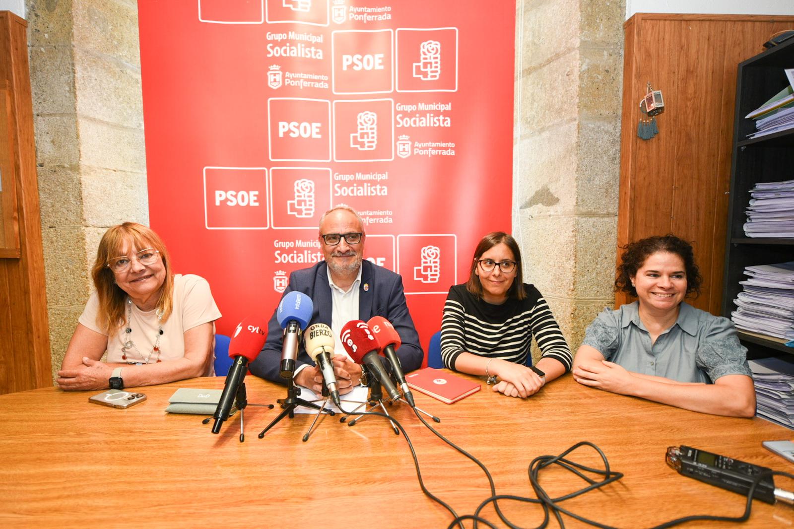 Rueda de prensa del grupo municipal socialista de Ponferrada