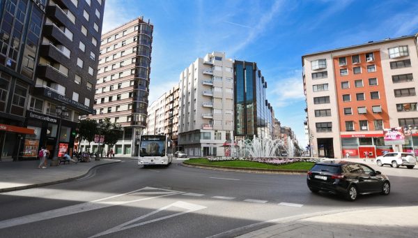 Plaza de Lazúrtegui