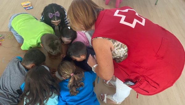 Más de 7.500 menores de edad se benefician cada año de los proyectos de Cruz Roja Juventud en León