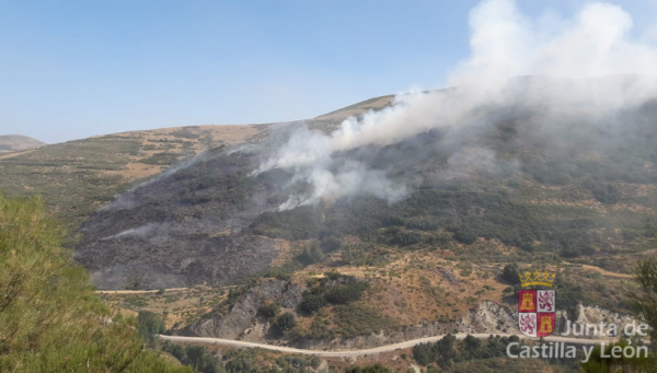 Incendio forestal en Villablino