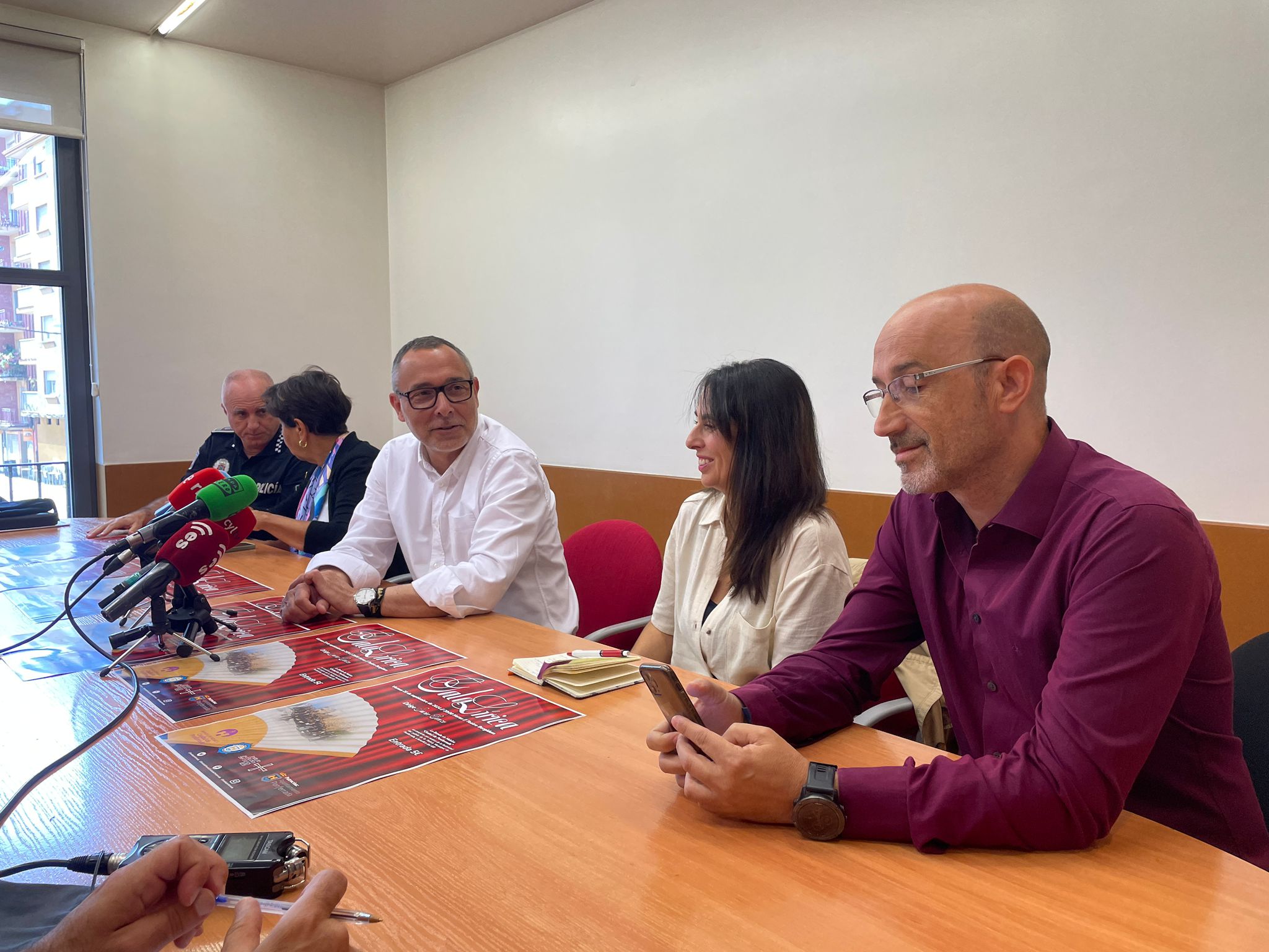 Presentación de los actos del patrón de la Policía Municipal que se celebrarán en Ponferrada. / EBD