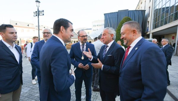 Acto institucional del Día del Bierzo. / QUINITO