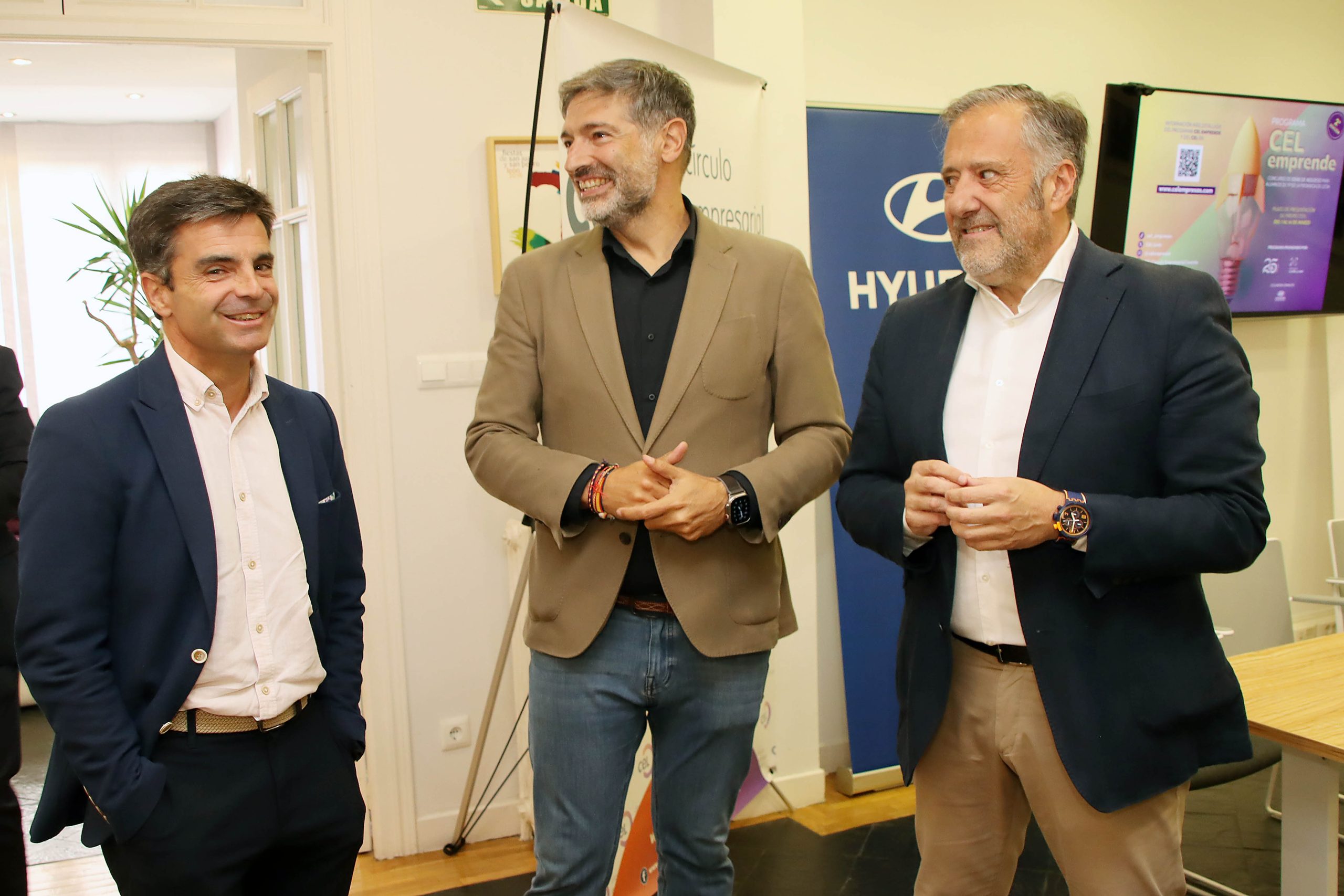 El presidente de la Fundación Castilla y León, Carlos Pollán, y el del Círculo Empresarial Leonés, Julio César Álvarez presentan la segunda edición del programa CEL Emprende