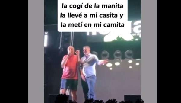 Vídeo en el que aparece el alcalde de Vita cantando la polémica canción