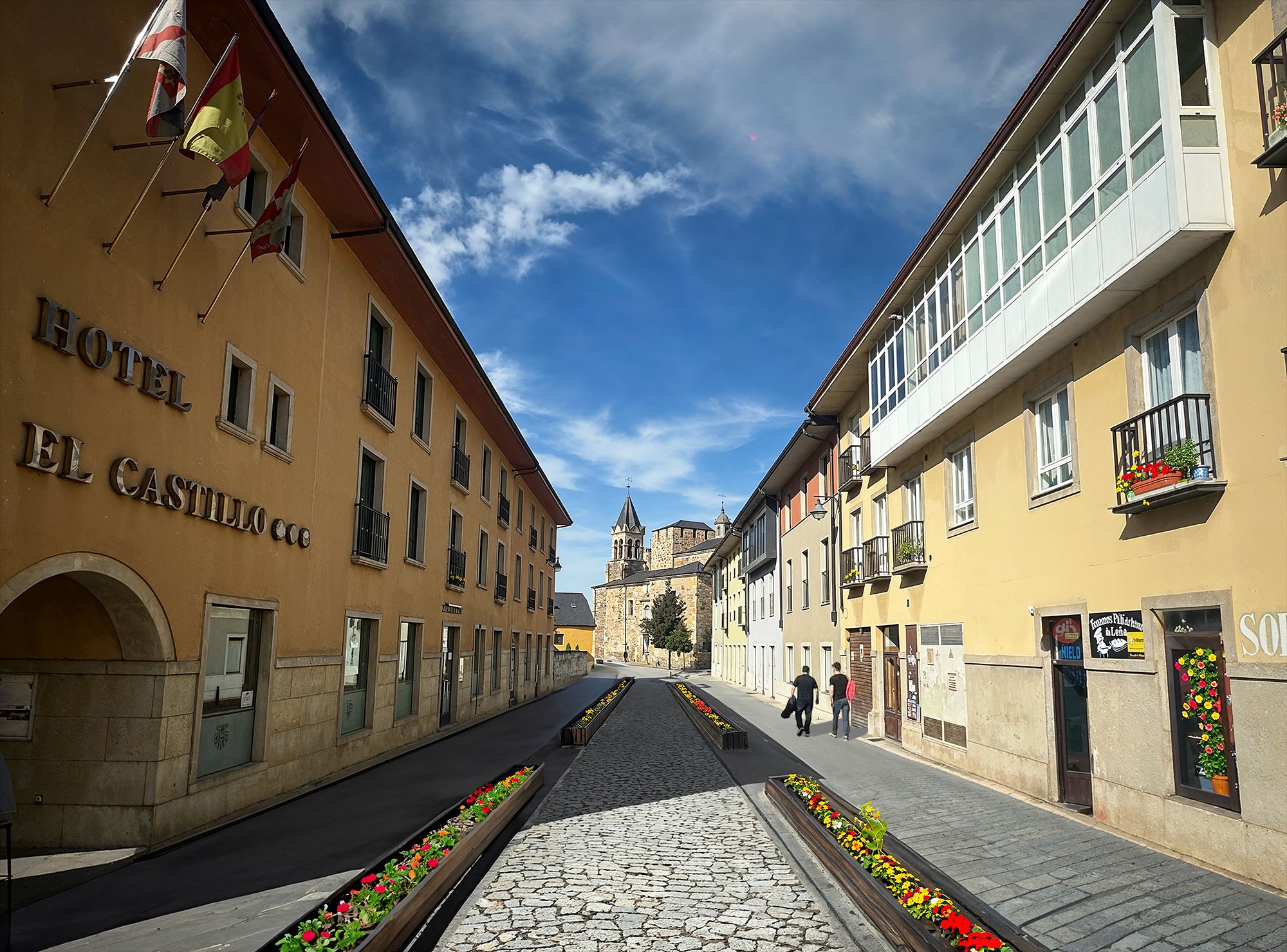 Infografía de la semipeatonalización del entorno del Castillo de Ponferrada. / Ayuntamiento de Ponferrada