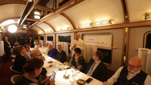 El Bierzo participa en la 'Noche Mágica' del Canfranc Express para impulsar la cocina tradicional del Camino de Santiago