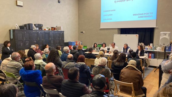 Charla informativa en el Museo de la Energía, con el objetivo de que Onco Bierzo presentara a sus componentes y aclarara varias dudas sobre la plataforma. / Onco Bierzo