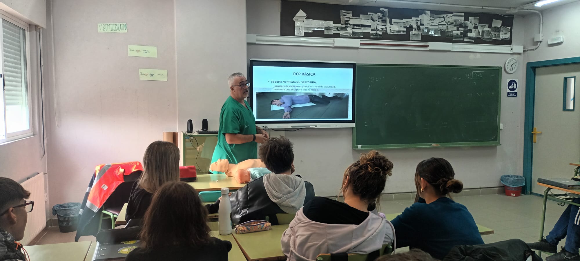 Taller de primeros auxilios en el IES La Gándara de Toreno