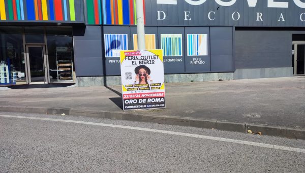 El Ayuntamiento de Ponferrada solicitó este martes la retirada de publicidad de la Feria Outlet.