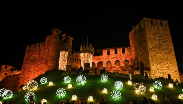 Luces de Navidad en el Castillo de Ponferrada.