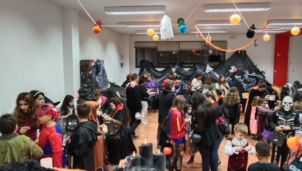 Santo Tomás de las Ollas celebra su noche de Halloween