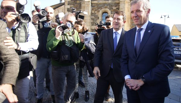 Los presidentes de la Junta de Castilla y León y la Xunta de Galicia, Alfonso Fernández Mañueco y Alfonso Rueda