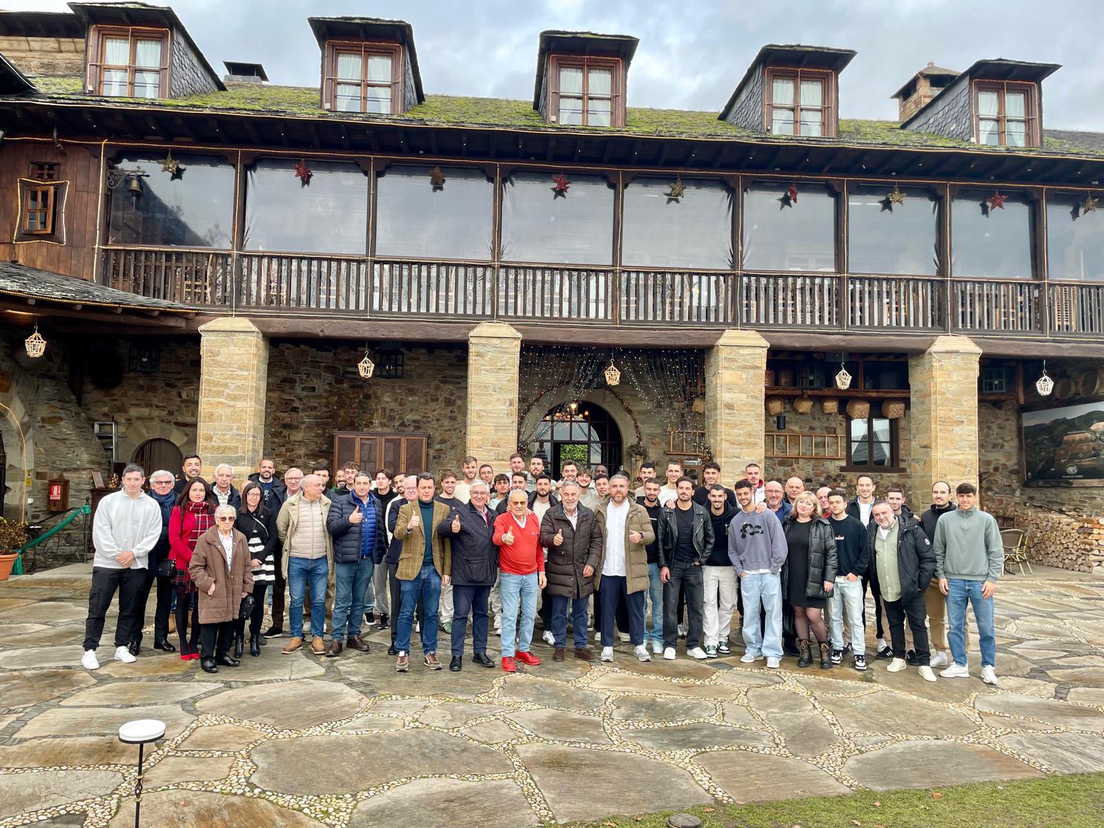 Comida de Navidad de la Ponferradina en el Palacio de Canedo