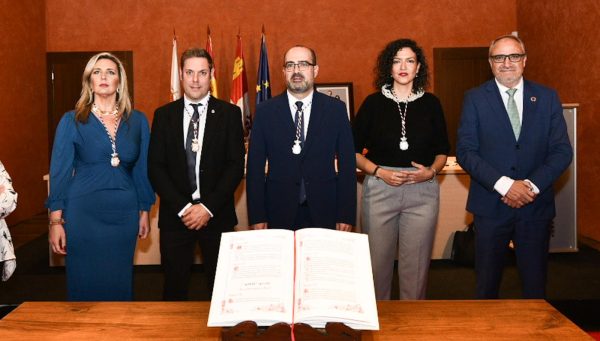 Acto institucional del Día de la Constitución en el Castillo de Ponferrada