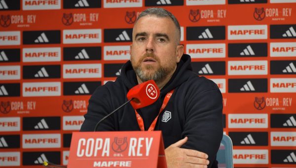 Javi Rey, en la sala de prensa de El Toralín.