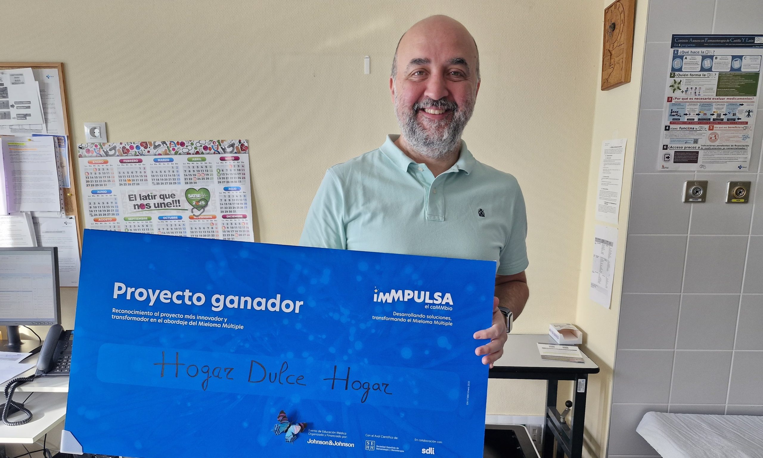 El hematólogo Erik de Cabo, responsable del proyecto 'Hogar dulce hogar'